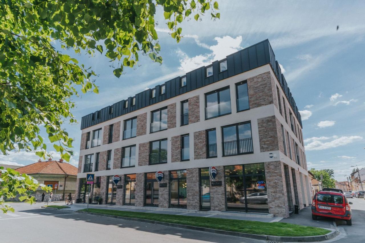 Skylight Loft Near City Center Oradea Εξωτερικό φωτογραφία