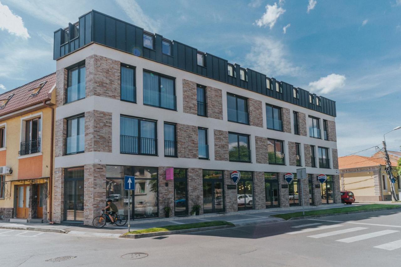 Skylight Loft Near City Center Oradea Εξωτερικό φωτογραφία